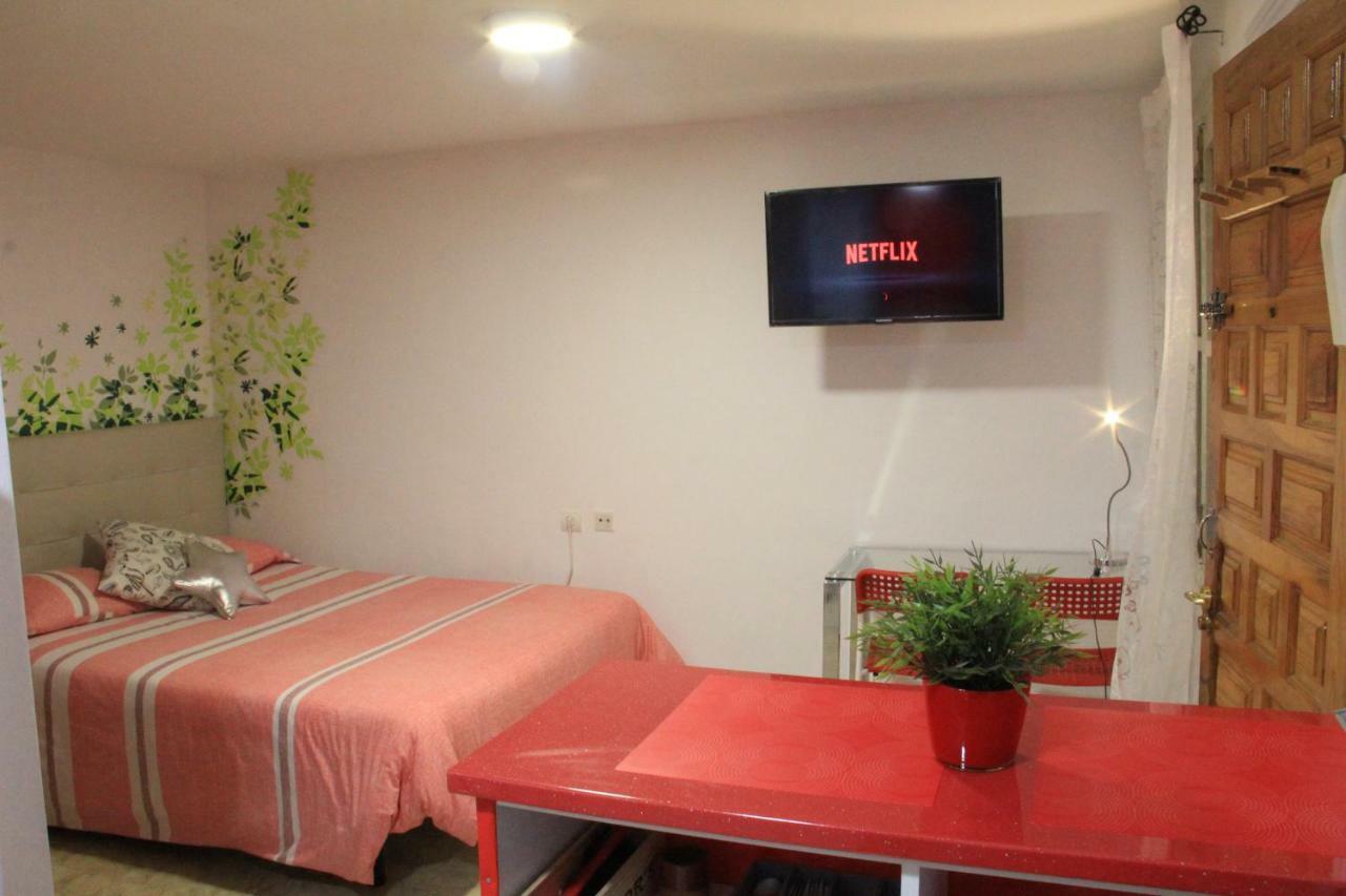 Santa Isabel Apartments, Madrid Centre Esterno foto